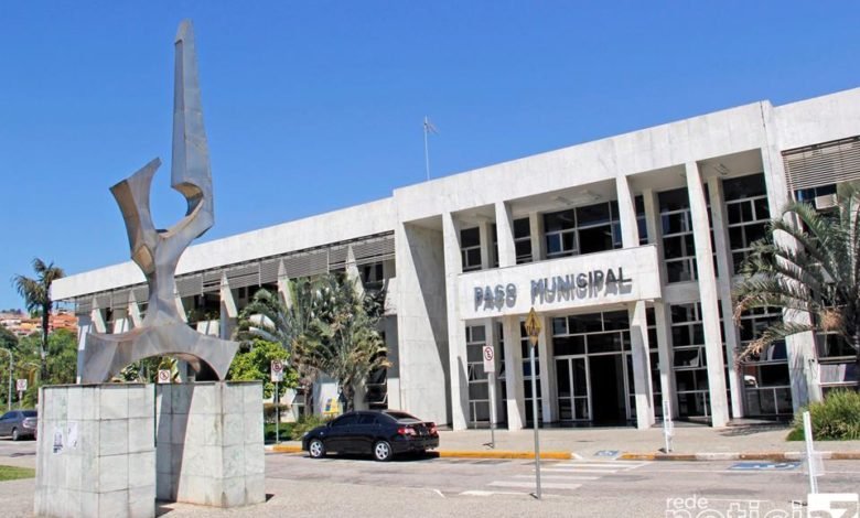 Licitações atrasadas são denunciadas pela Prefeitura de Campo Limpo