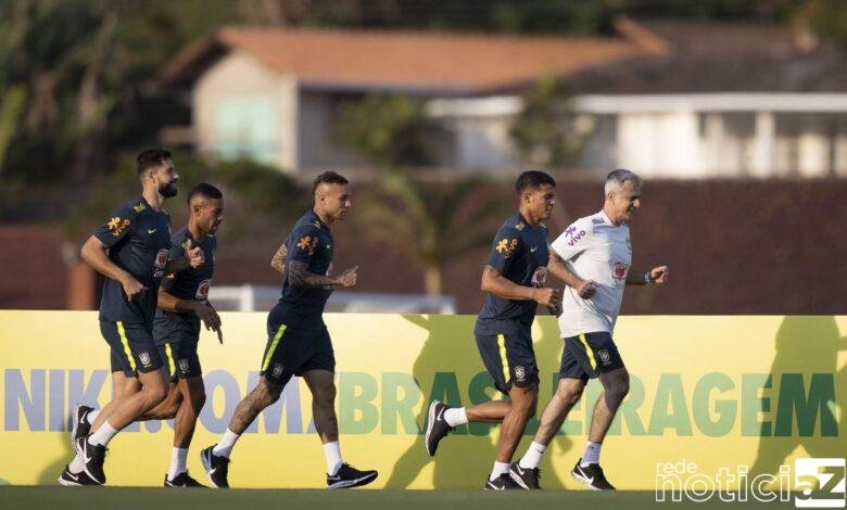 Seleção brasileira treina para eliminatorias