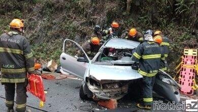 Acidente na estrada velha de SP deixa uma mulher morta