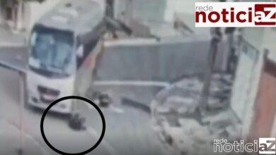 VÍDEO - Motociclista é atropelado por ônibus