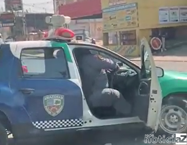 VÍDEO - Policial "gigante" viraliza na Web