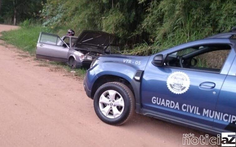 Guarda Municipal recupera carro abandonado