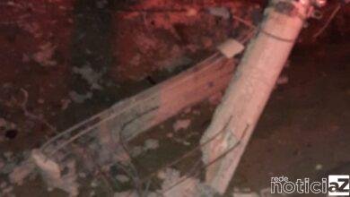 Motorista derruba poste