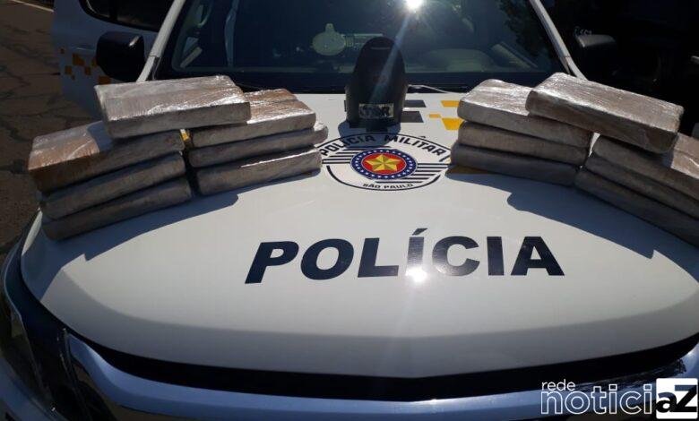 Mulher é presa com 25kg de maconha