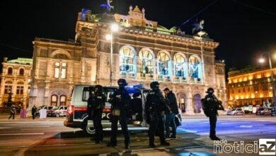Viena sofre ataque terrorista