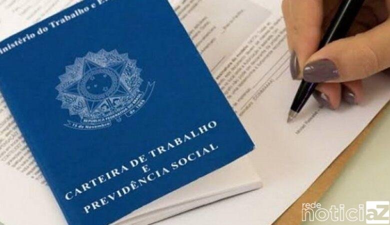 Empresas oferecem vagas de emprego