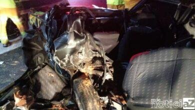 Caminhão e carro batem e mata motorista em Jundiaí