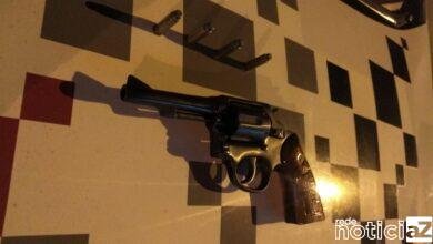 Homem é preso por porte ilegal de arma