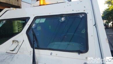 VÍDEO - Quadrilha fortemente armada tenta assaltar carro forte