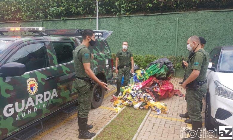 Guardas Municipais resgatam balão de 15 metros