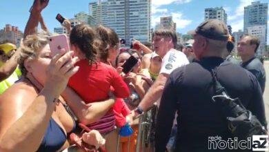 No Litoral Paulista, Bolsonaro gera constante aglomeração