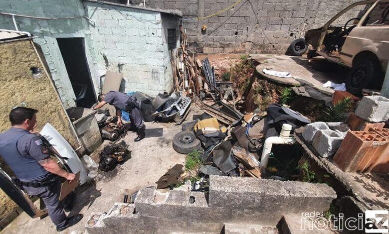 PM 'estoura' desmanche de carros roubados