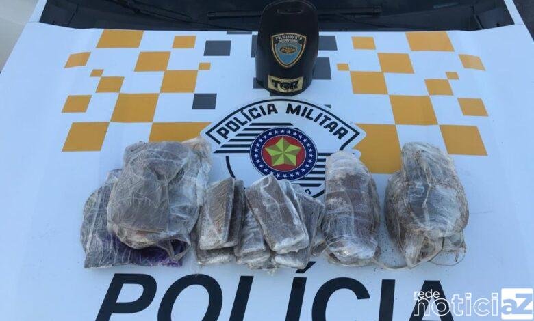 VÍDEO - TOR apreende haxixe com passageiro de ônibus