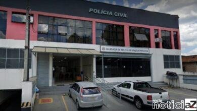 Um homem de 30 anos morreu após ser baleado enquanto estava em um ponto de ônibus no Jardim América 1, em Várzea Paulista.