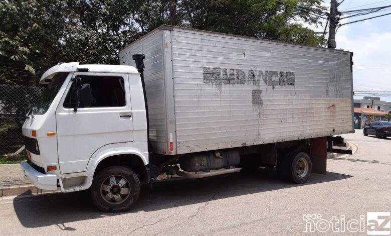 Homem acusado de roubo de carga é preso