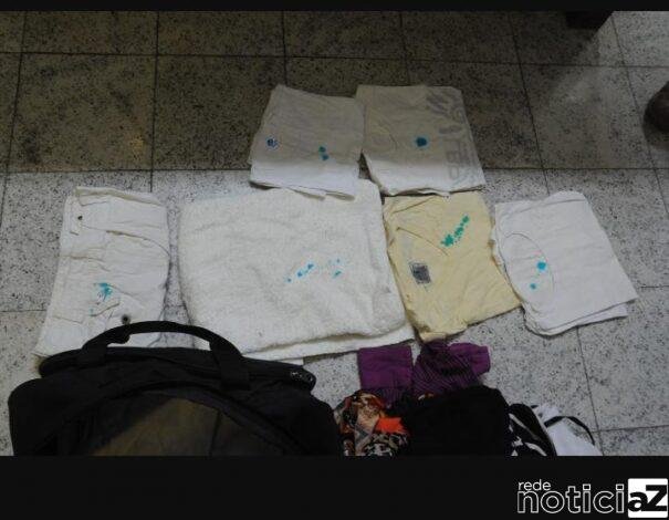 Cocaína é encontrada em roupas engomadas
