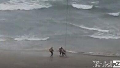 Turista que se afogava é salvo por equipe do helicóptero