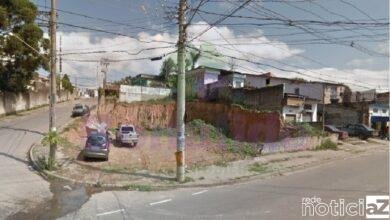 Motociclista acerta a placa de trânsito em colisão e morre