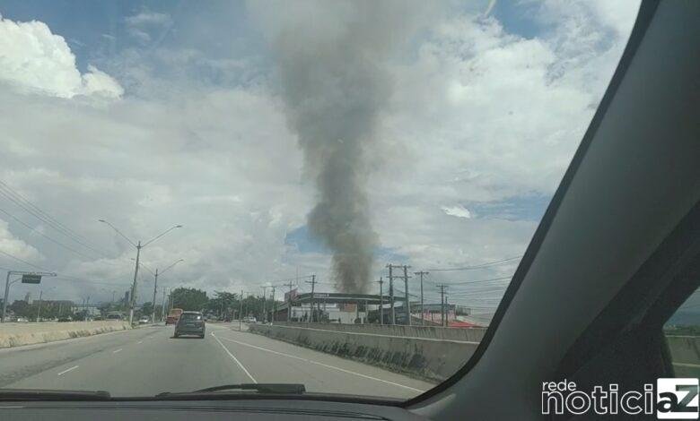 Mais de 15 horas de fogo e muita fumaça no moinho de Jundiaí