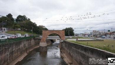 Quatro veículos se envolvem em acidente no Vianelo