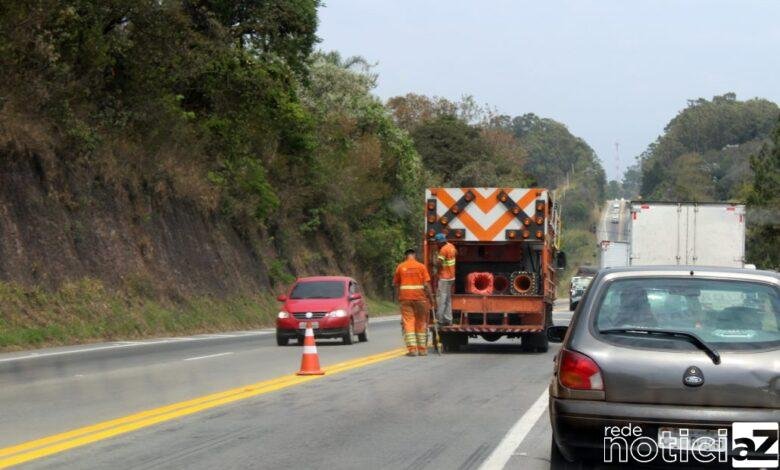 Ônibus sofre incêndio em rodovia