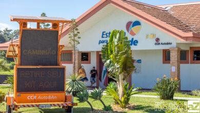 Caminhoneiros ganham cesta de alimentos