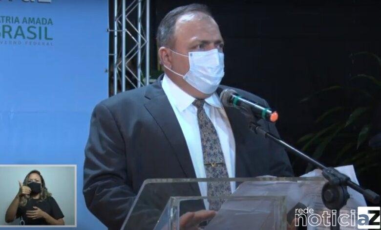 Pazuello garante que Brasil busca mais vacinas contra a COVID-19