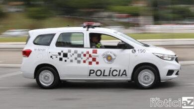 Bandidos invadem sítio e fazem família refém