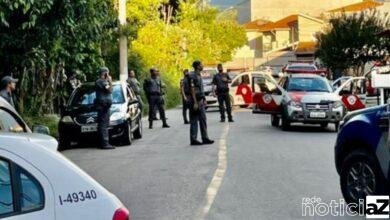 Homem mantém a ex-mulher e o filho reféns e acaba baleado pela PM