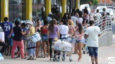 Supermercado de Jundiaí tem enormes filas