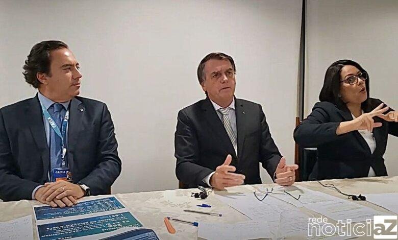 Bolsonaro critica medidas de isolamento