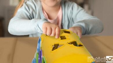 Crianças com deficiência visual contam com brinquedos adaptados