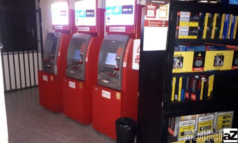 Dupla acusada de furtar caixa eletrônico é presa