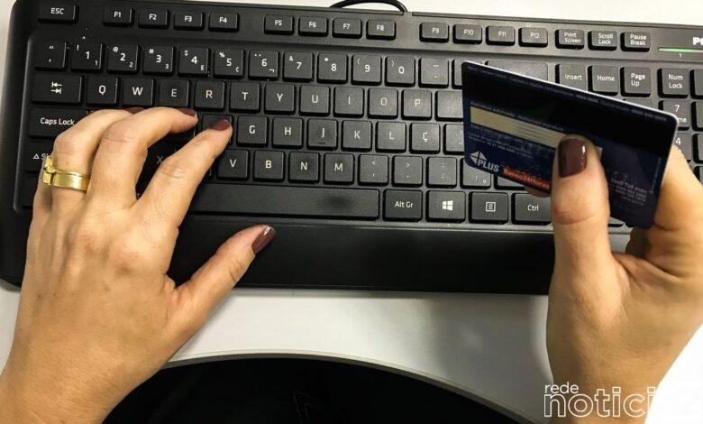 É possível pagar taxas federais com cartão de crédito