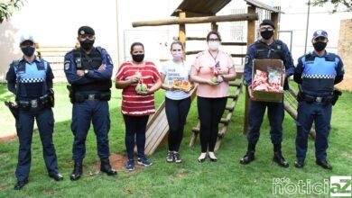 Guarda de Jundiaí faz entregas da Páscoa Solidária