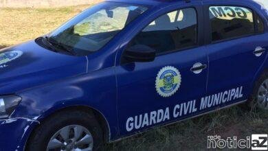 Homem assalta bar e esfaqueia casal em Jarinu