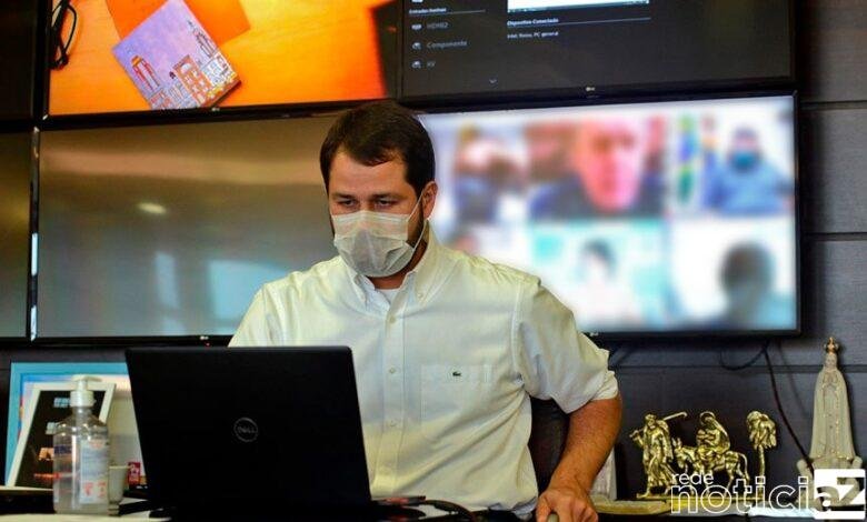 Pico da COVID-19 faz com que prefeitos discutam medidas