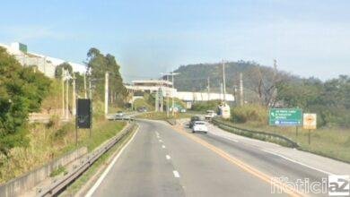 Motociclista sofre grave acidente na Edgard Zambotto