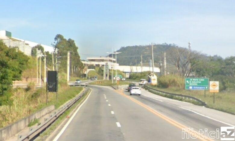 Motociclista sofre grave acidente na Edgard Zambotto