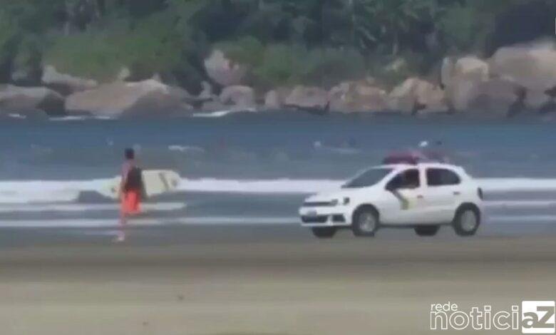 Um pega-pega acontece em praia de São Vicente