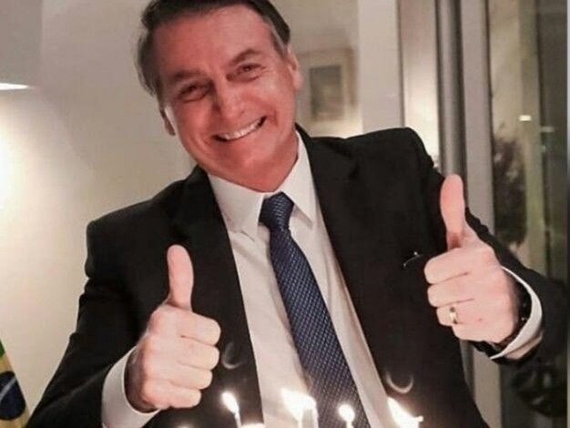 Bolsonaro faz aniversário e faz novas críticas a governadores