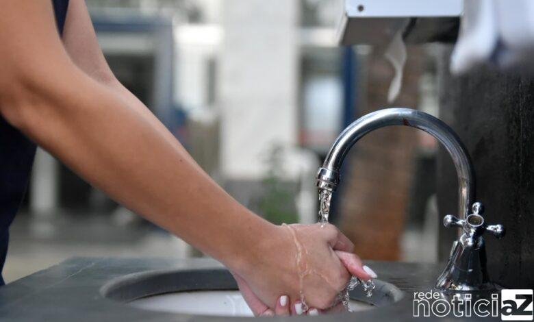 Sabesp conserta adutora de Várzea Paulista após bronca de moradores