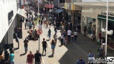 Ambulantes viram obstáculo para os comerciantes do Centro de Jundiaí