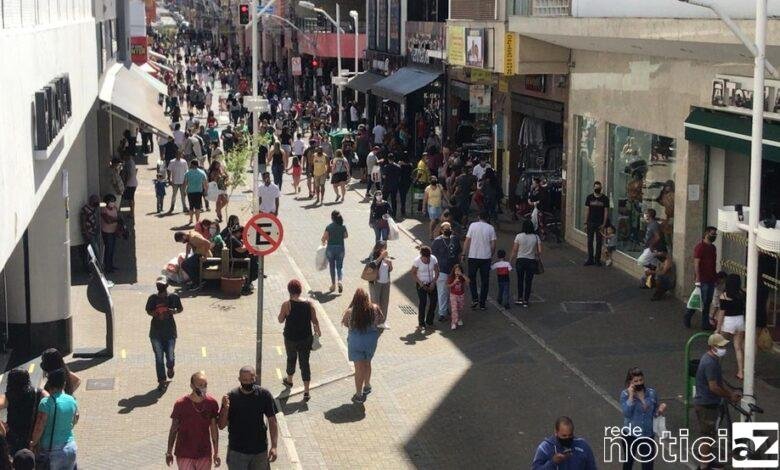 Ambulantes viram obstáculo para os comerciantes do Centro de Jundiaí