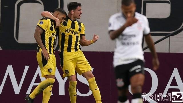 Corinthians perde, se complica na Sul-americana e Mancini tem cargo ameaçado