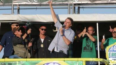O presidente Jair Bolsonaro participou de manifestação promovida por agricultores e religiosos (15) na Esplanada dos Ministérios, na capital federal.