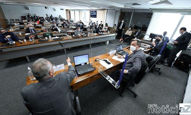 O deputado Luis Miranda (DEM-DF) confirmou que o presidente Jair Bolsonaro citou o nome do deputado Ricardo Barros (PP-PR) como suspeito de