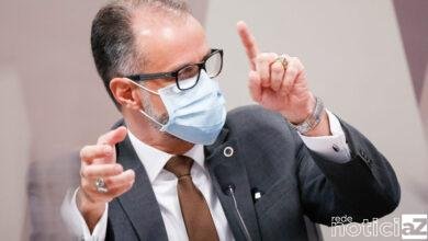 Presidente da Anvisa presta depoimento na CPI da Covid