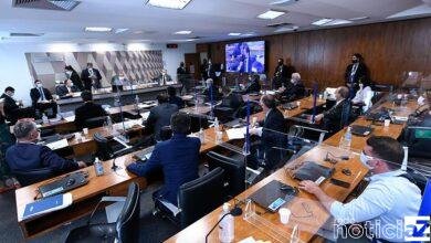 A demora na compra de vacinas contra o coronavírus é uma das linhas de investigação. O ex-secretário de Comunicação da Presidência da República