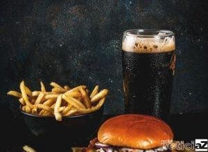 Sextou! Que tal experimentar um Hambúrguer com composição de cerveja?